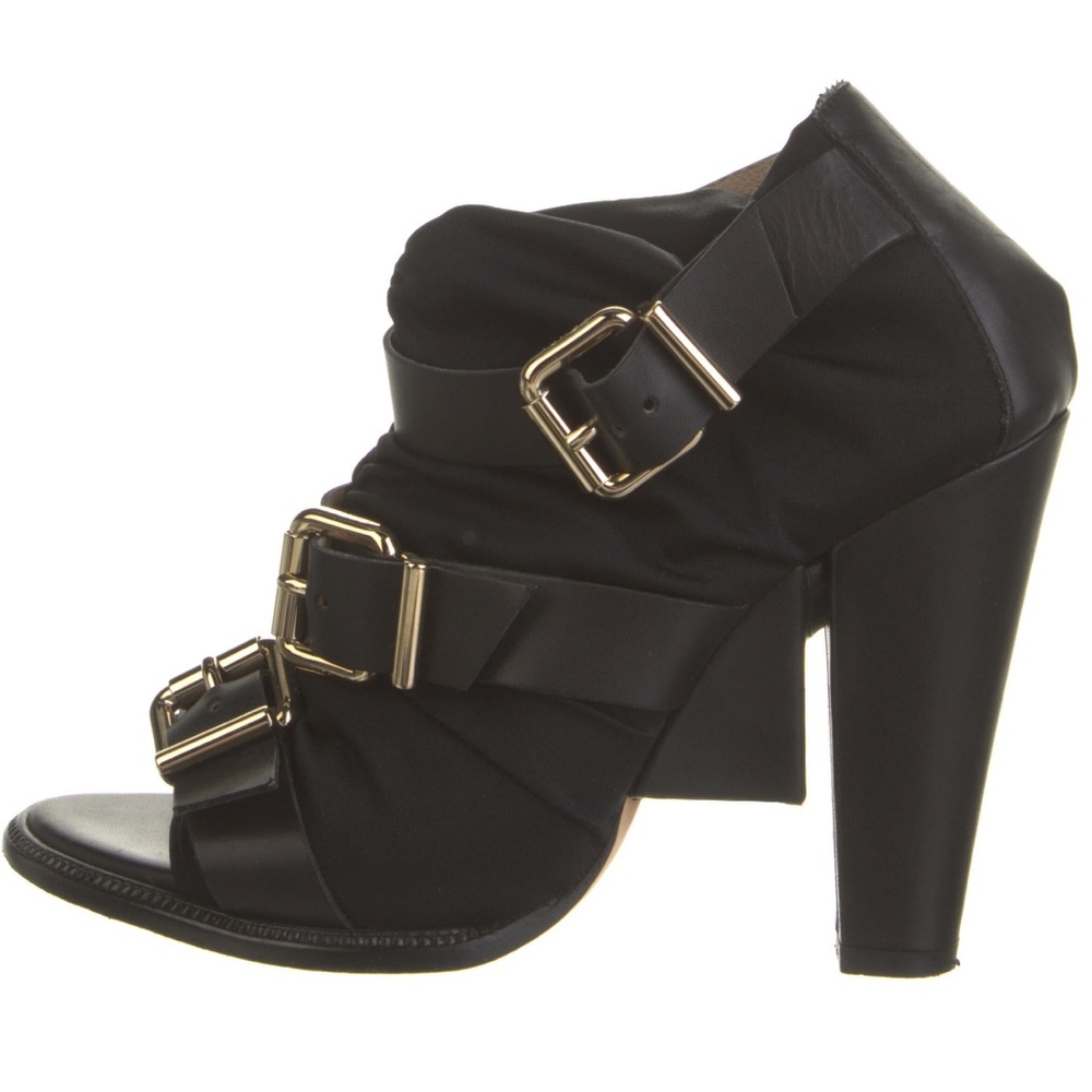 FENDI black leather strap heels sandals booties with slinky lining